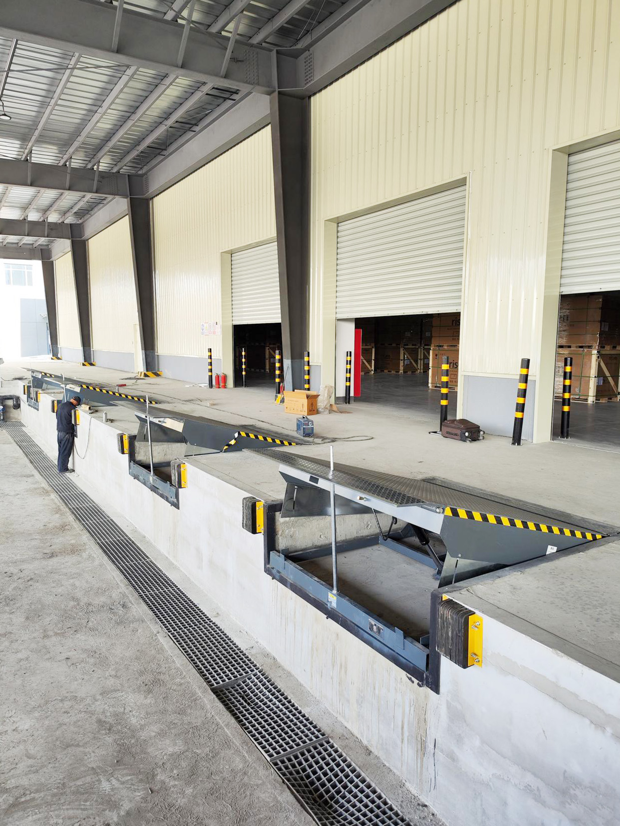 卸货平台_0000_eaf81a4c510fd9f91e1dc6959b5df5252934a440